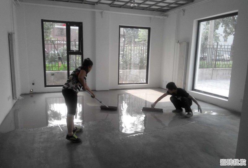 地板砖上水泥自流平怎么做 - 优质瓷砖批发网