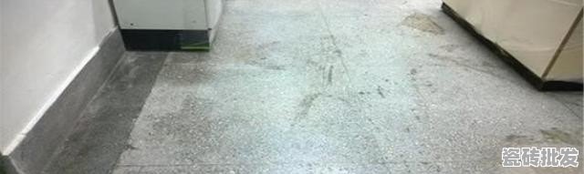 瓷砖上的水泥污垢怎么去除 - 优质瓷砖批发网