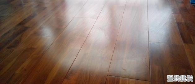 家装实木地板哪个牌子的比较好 - 优质瓷砖批发网